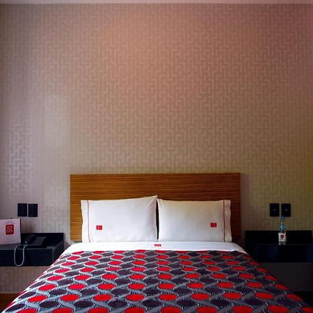 Six Hotel Guadalajara Expiatorio Eksteriør billede