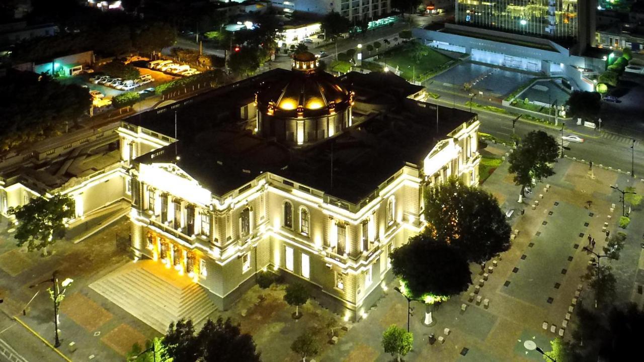 Six Hotel Guadalajara Expiatorio Eksteriør billede
