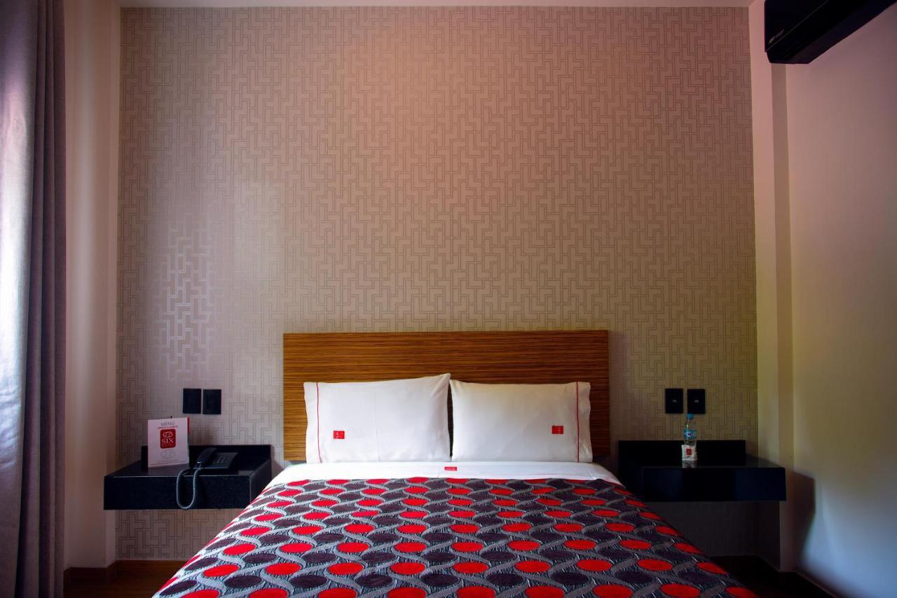 Six Hotel Guadalajara Expiatorio Eksteriør billede
